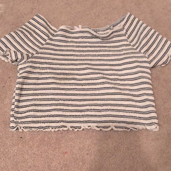 Stripped, cropped - Picture 1 of 3